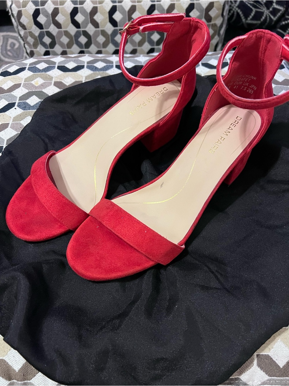 Dream Pairs Red Suede Ankle Strap Block Heel Sandals Size 9.5